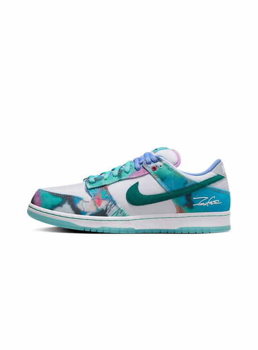 Nike SB Dunk Low Futura Laboratories 'Bleached Aqua'