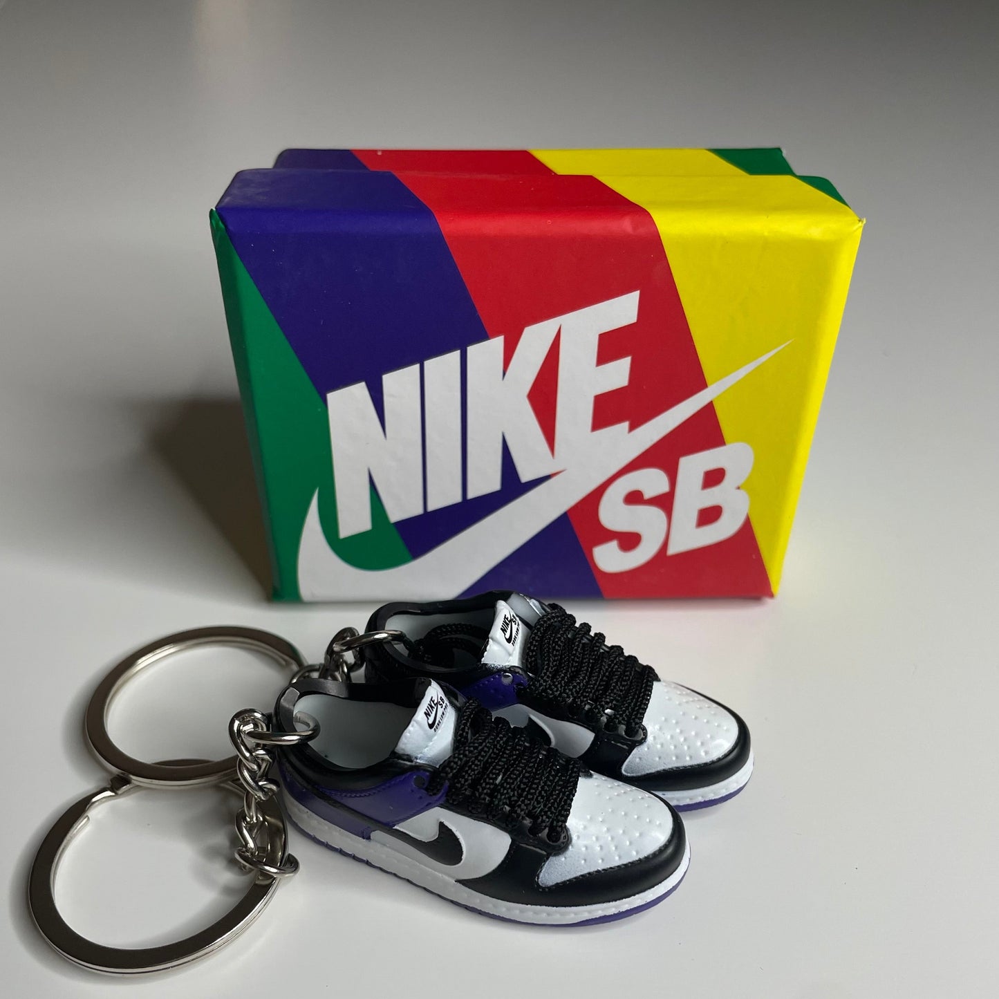 Portachiavi Mini Sneaker Nike SB ‘Court Purple’