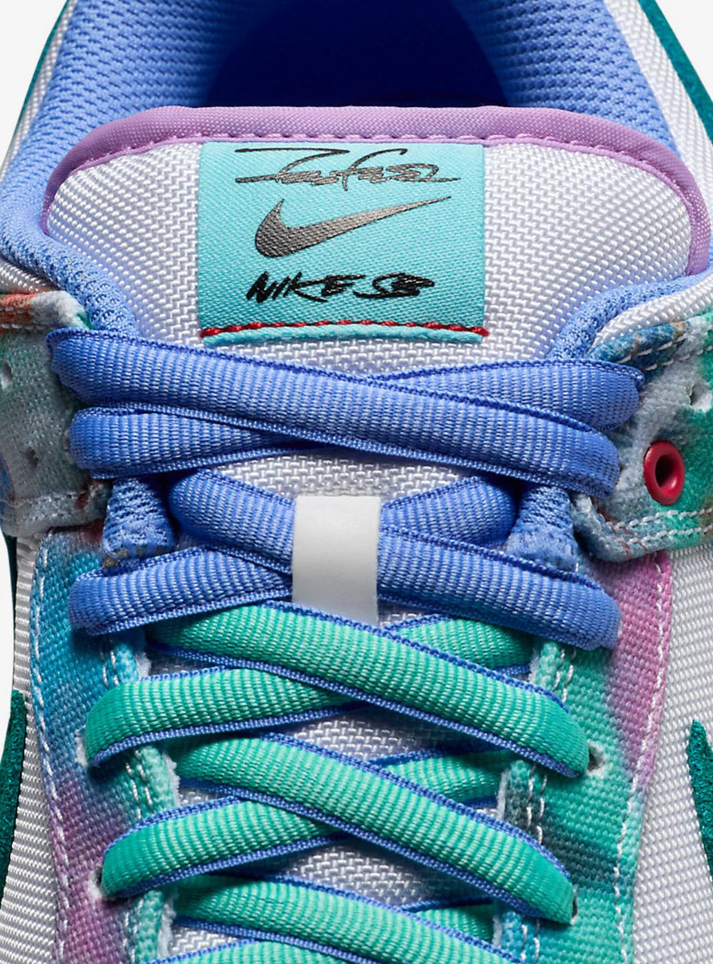 Nike SB Dunk Low Futura Laboratories 'Bleached Aqua'