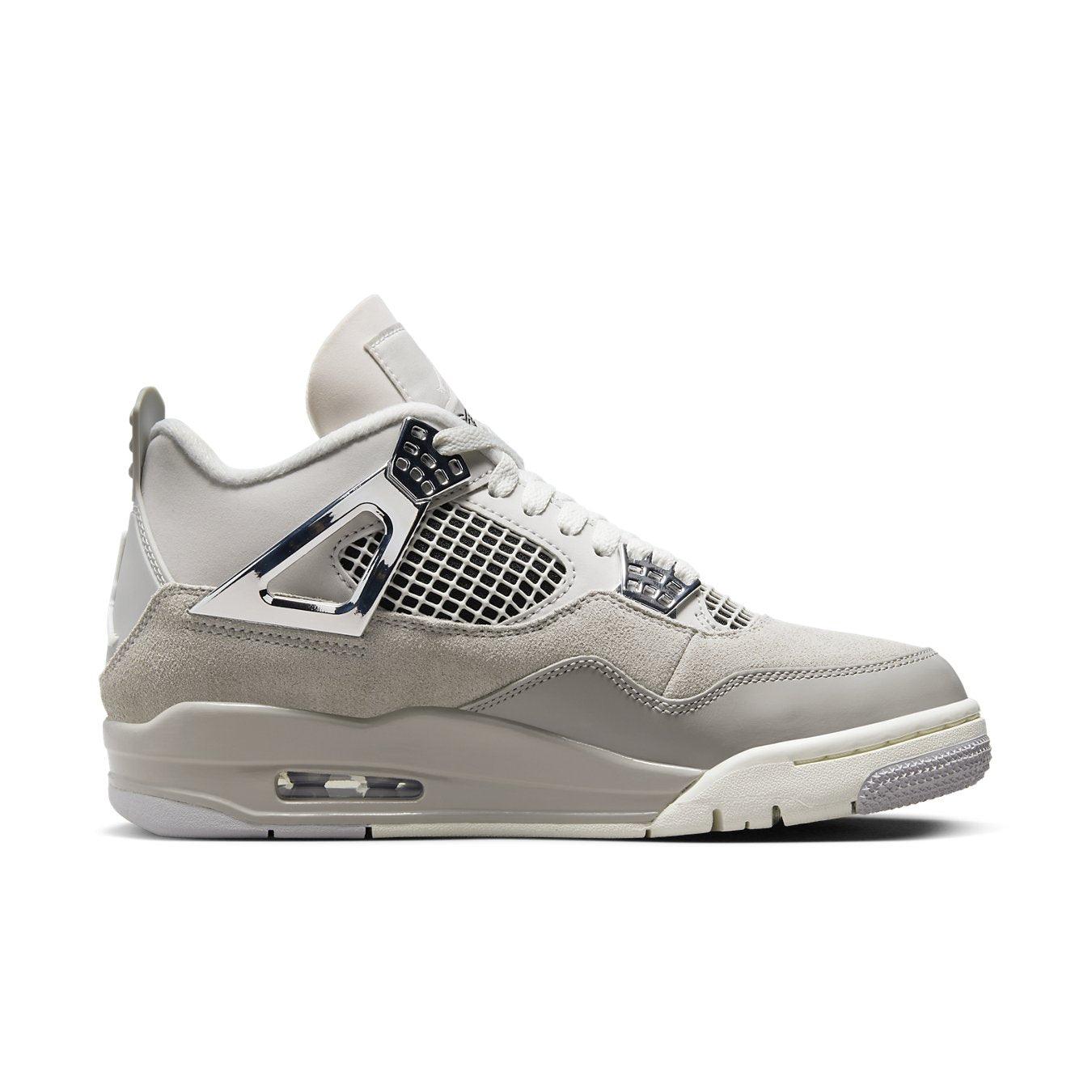 Jordan 4 Retro Frozen Moments (Women’s)